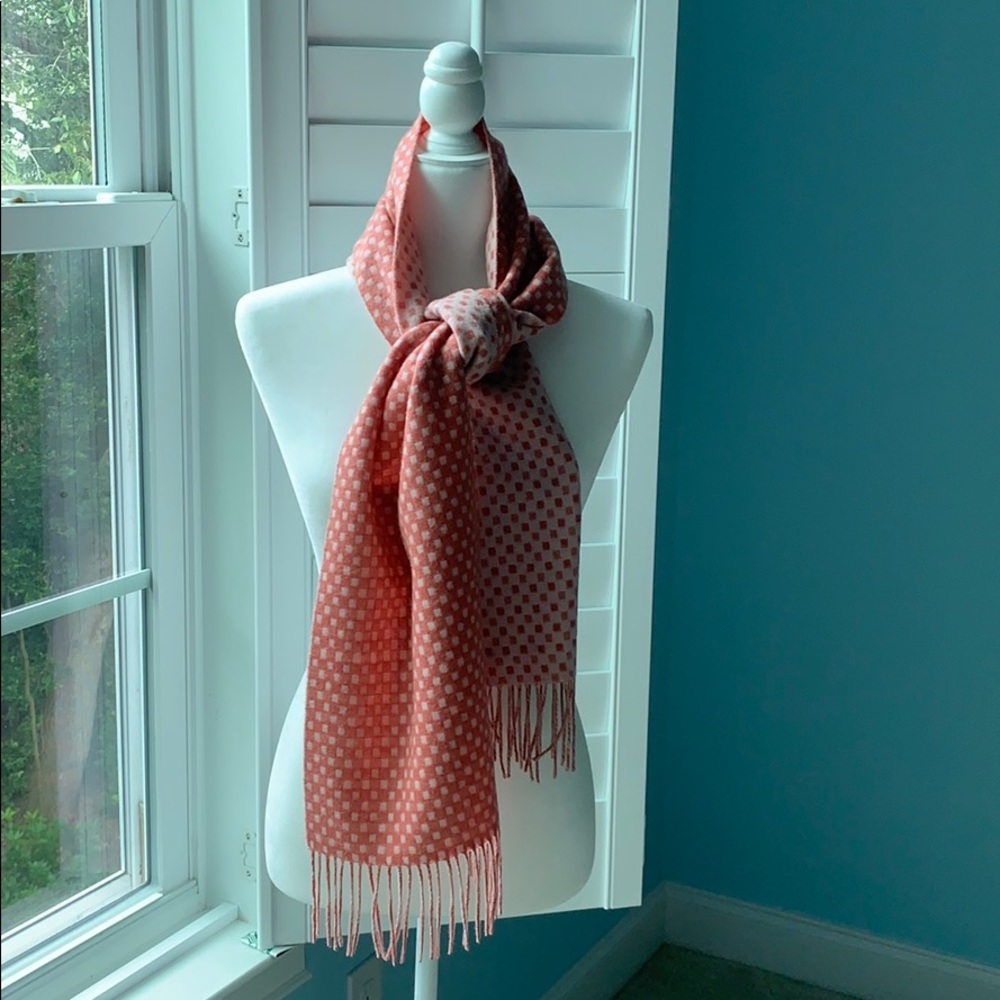 Beautiful 100% Cashmere Scarf